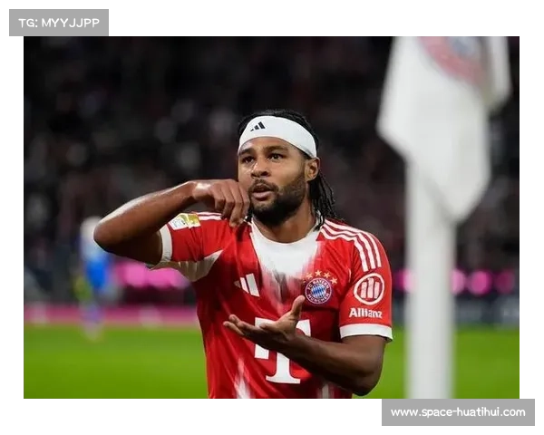 从失误到救赎：格纳布里如何用一记挑射扭转拜仁战局